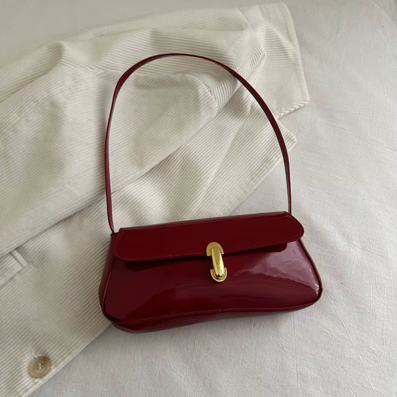 Women'S Underarm Bag Vintage Leather Flap Decor Shoulder Handbag Fashion Tote Bags Suitable for Dating Outing Party Vacation